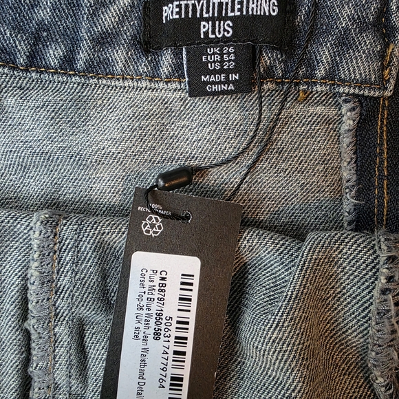 PrettyLittleThing Blue Denim Corset Top Plus Size - Picture 2 of 3